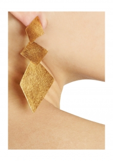 Hammered gold-plated clip earrings